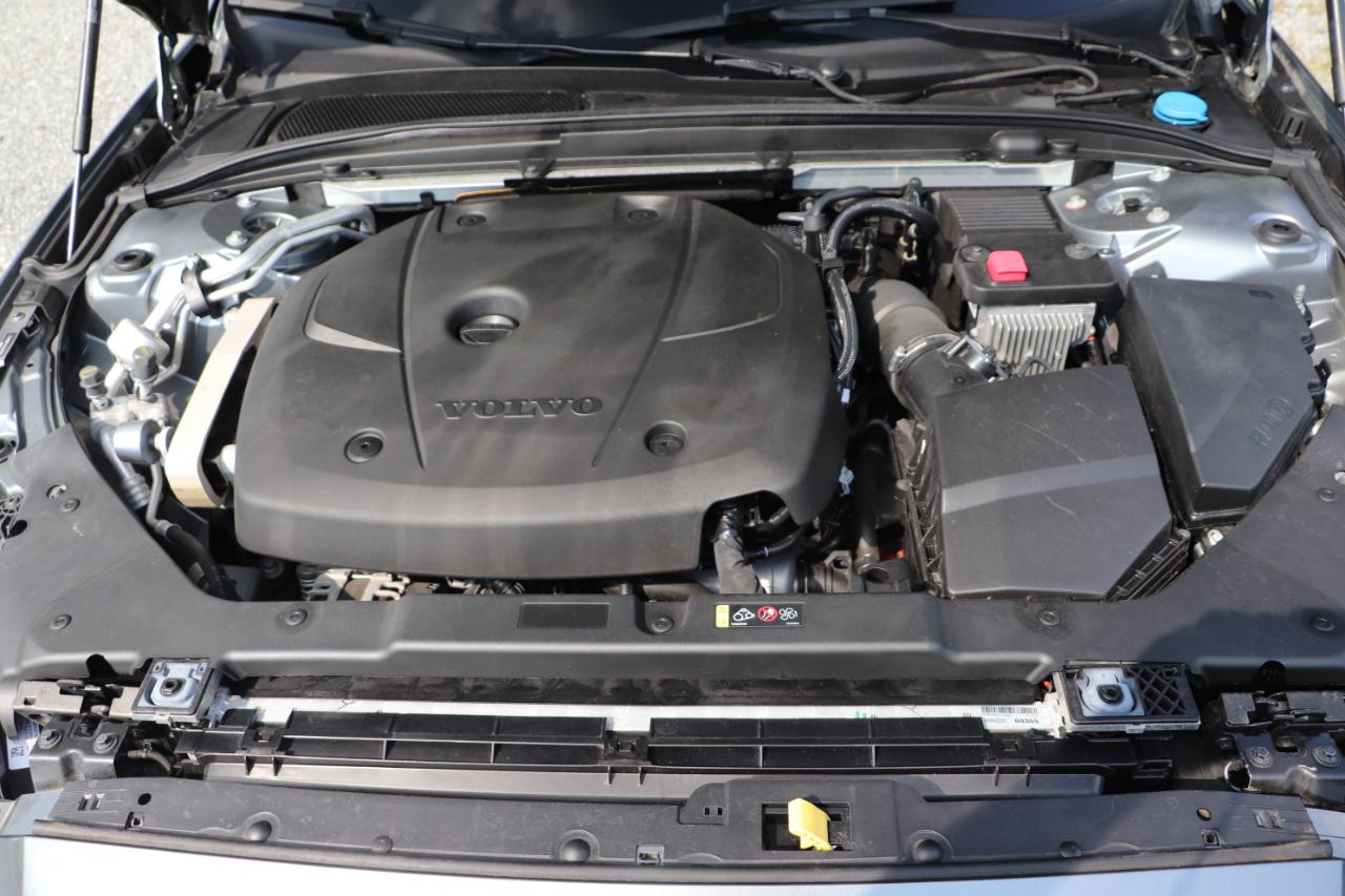 Volvo S60 T5 FWD Momentum 2020