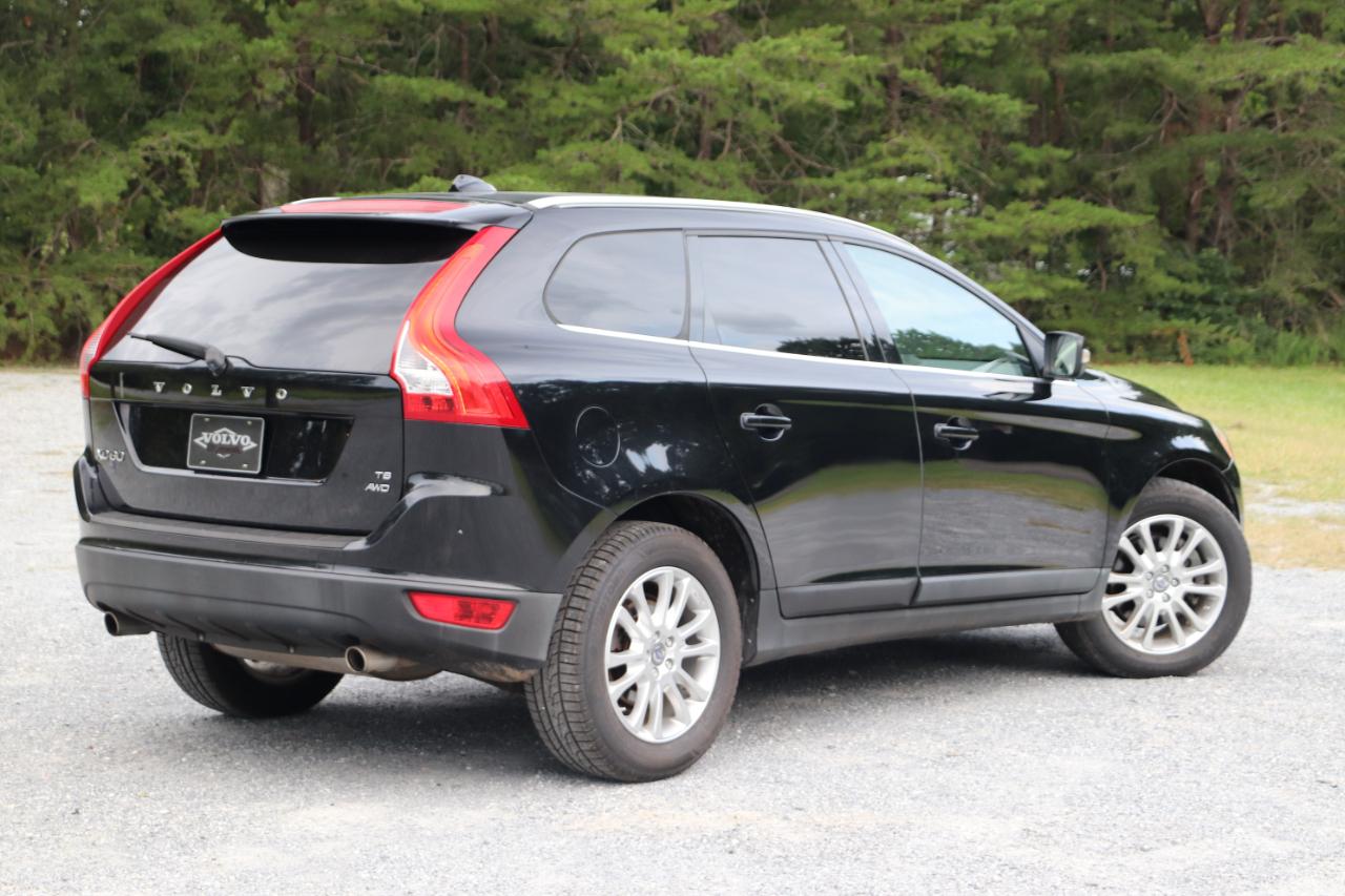 Volvo XC60 AWD 4dr 3.0T 2010