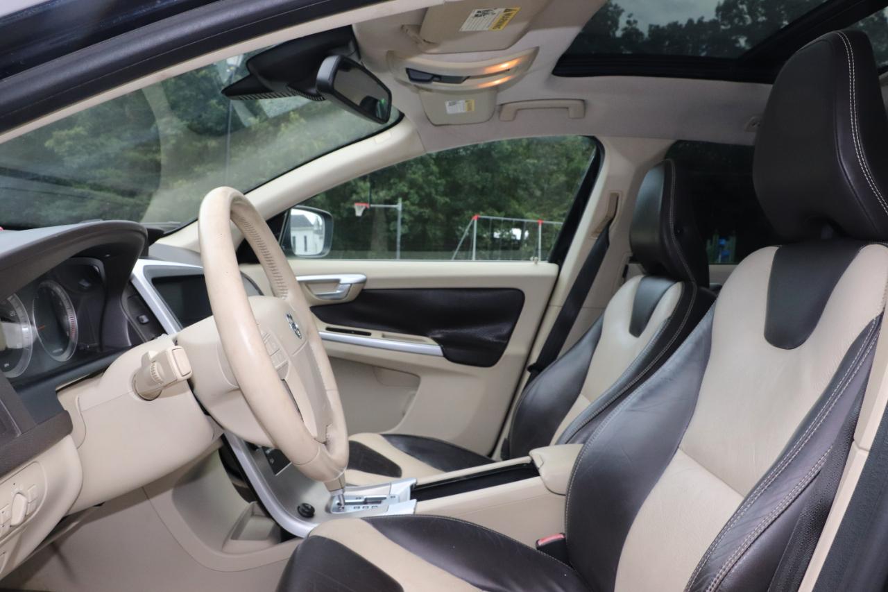 Volvo XC60 AWD 4dr 3.0T 2010