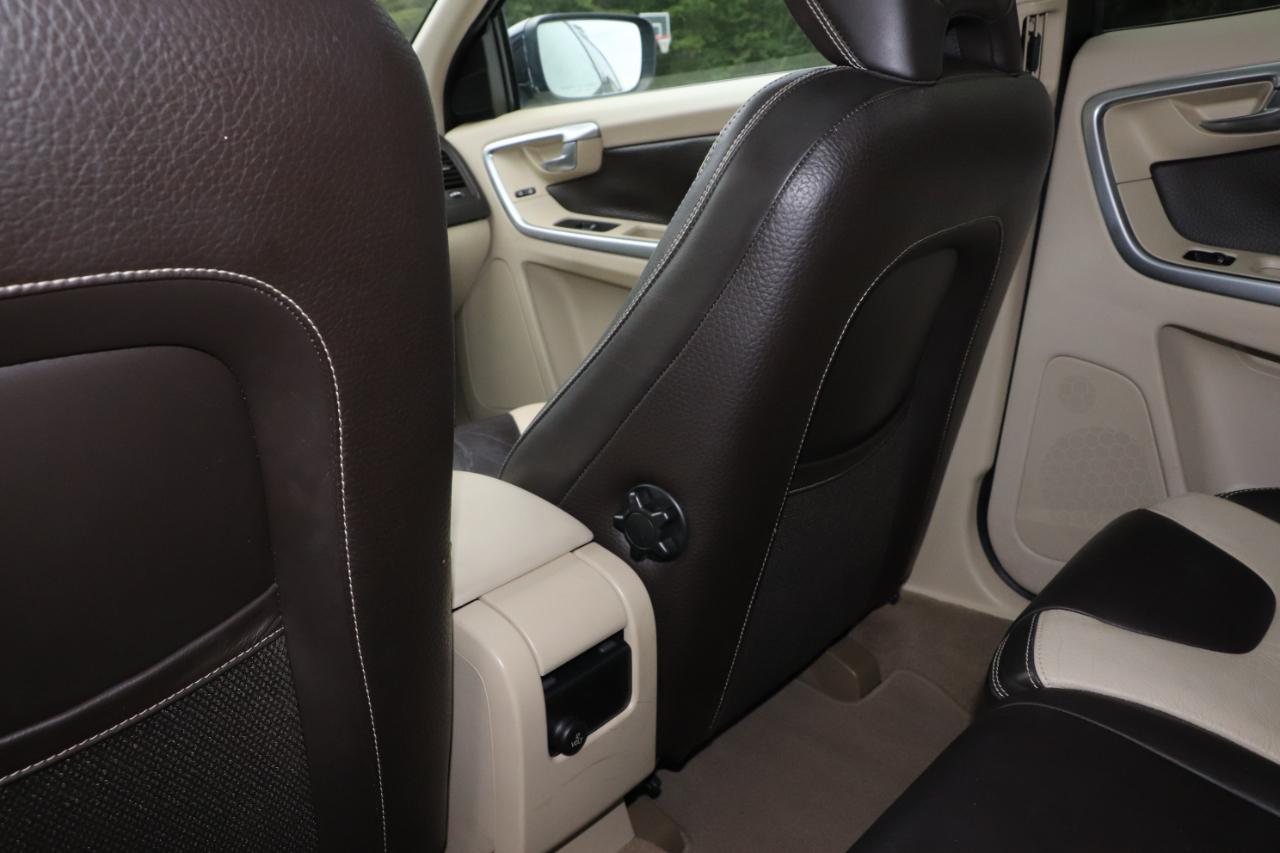 Volvo XC60 AWD 4dr 3.0T 2010