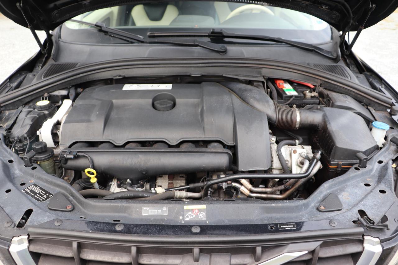 Volvo XC60 AWD 4dr 3.0T 2010