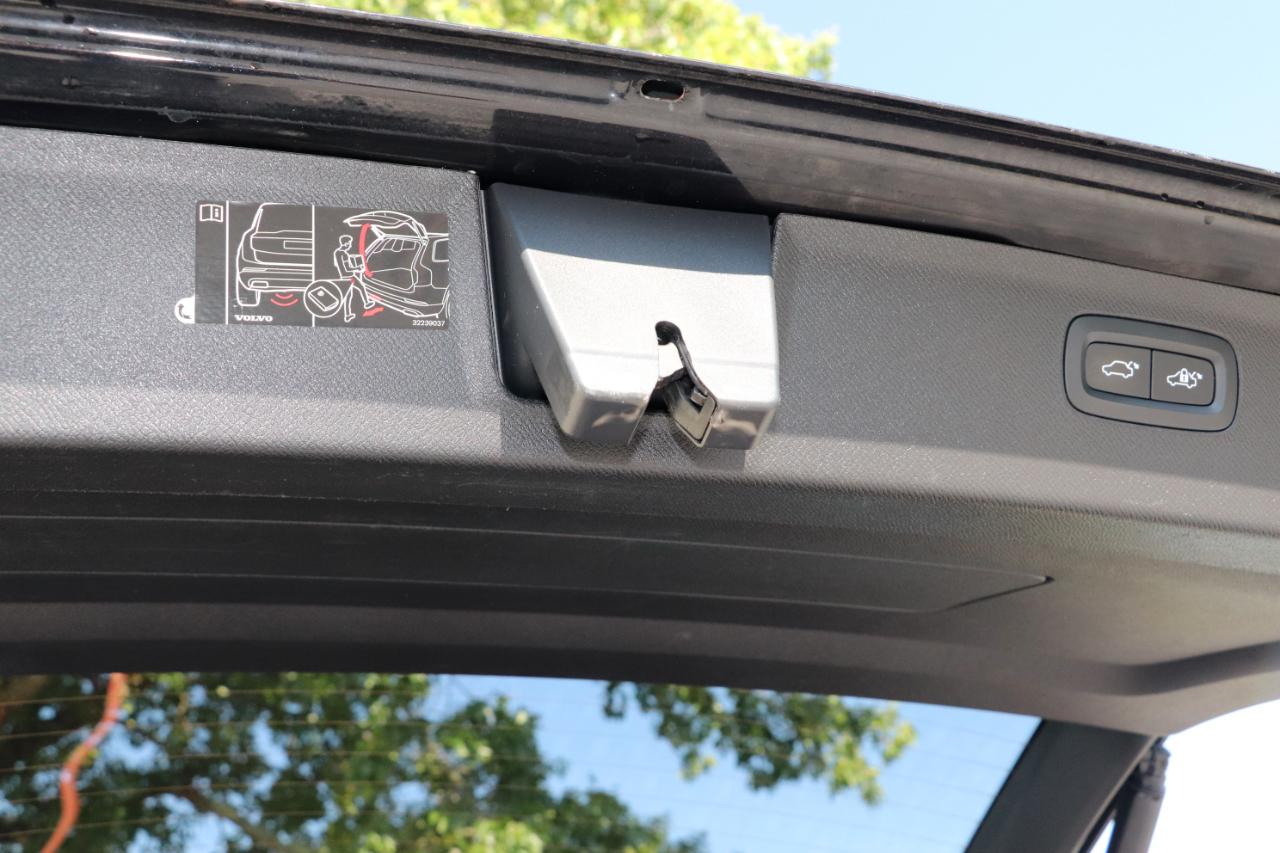 Volvo XC90 T6 AWD Momentum 2019