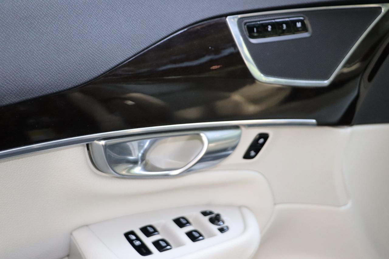 Volvo XC90 T6 AWD Momentum 2019