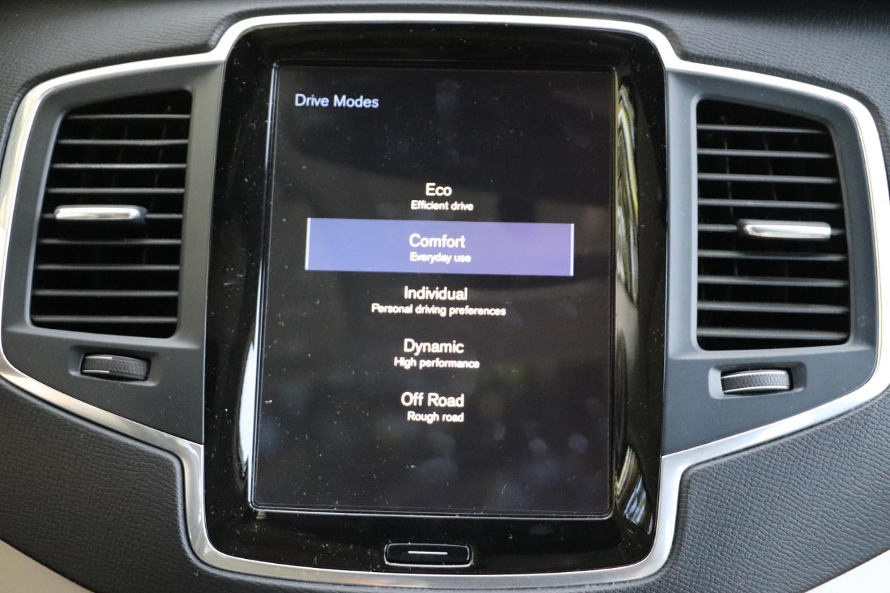 Volvo XC90 T6 AWD Momentum 2019