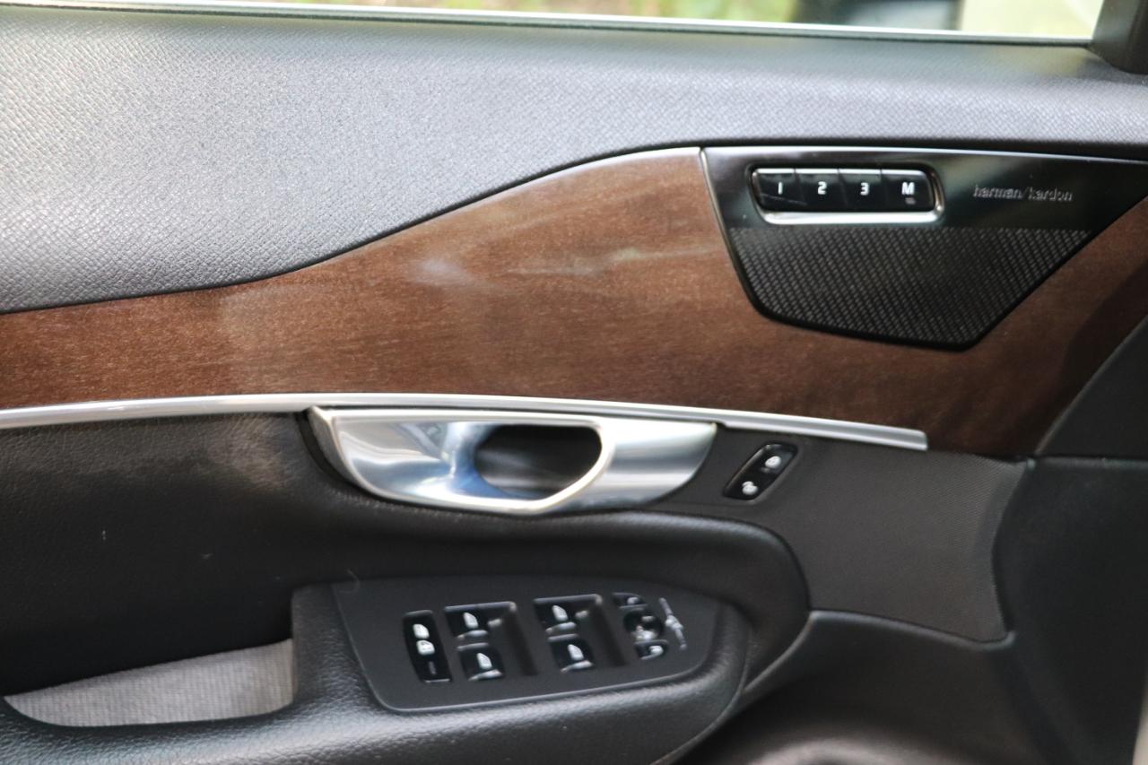 Volvo XC90 T6 AWD Momentum 2019