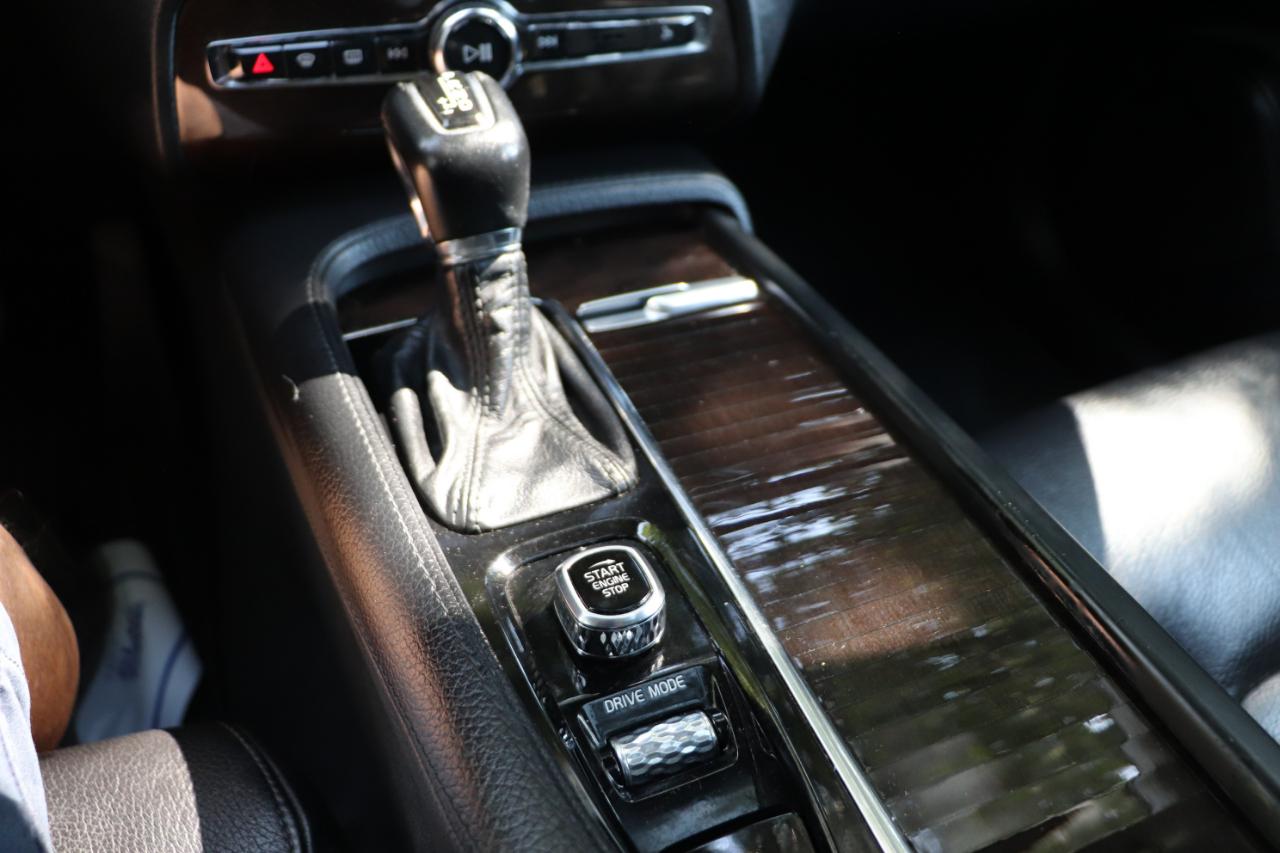 Volvo XC90 T6 AWD Momentum 2019