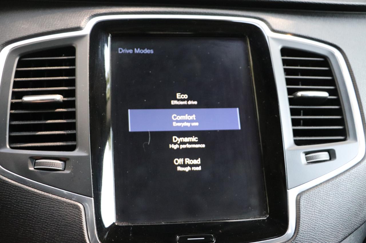 Volvo XC90 T6 AWD Momentum 2019