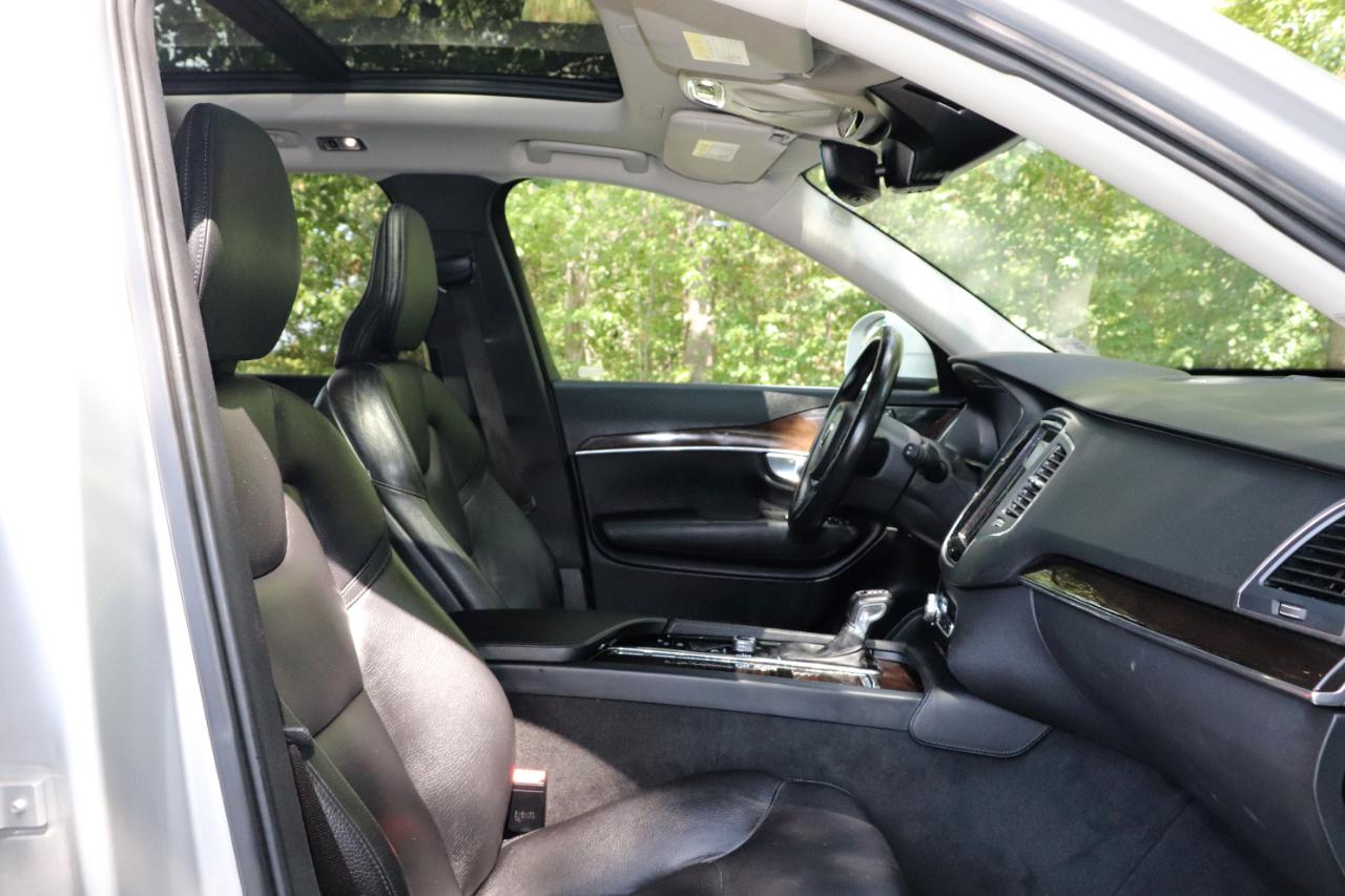 Volvo XC90 T6 AWD Momentum 2019