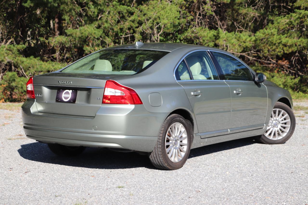 Volvo S80 4dr Sdn 3.2L w/Moonroof 2007