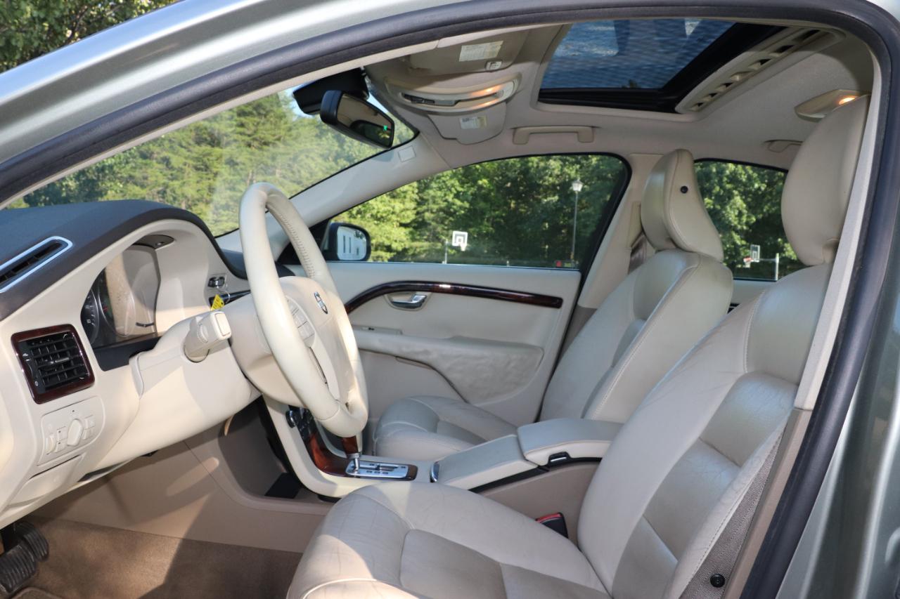 Volvo S80 4dr Sdn 3.2L w/Moonroof 2007