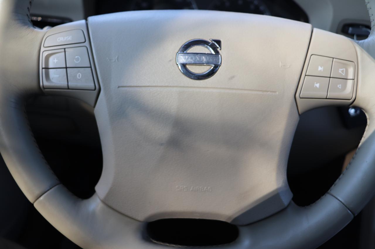 Volvo S80 4dr Sdn 3.2L w/Moonroof 2007