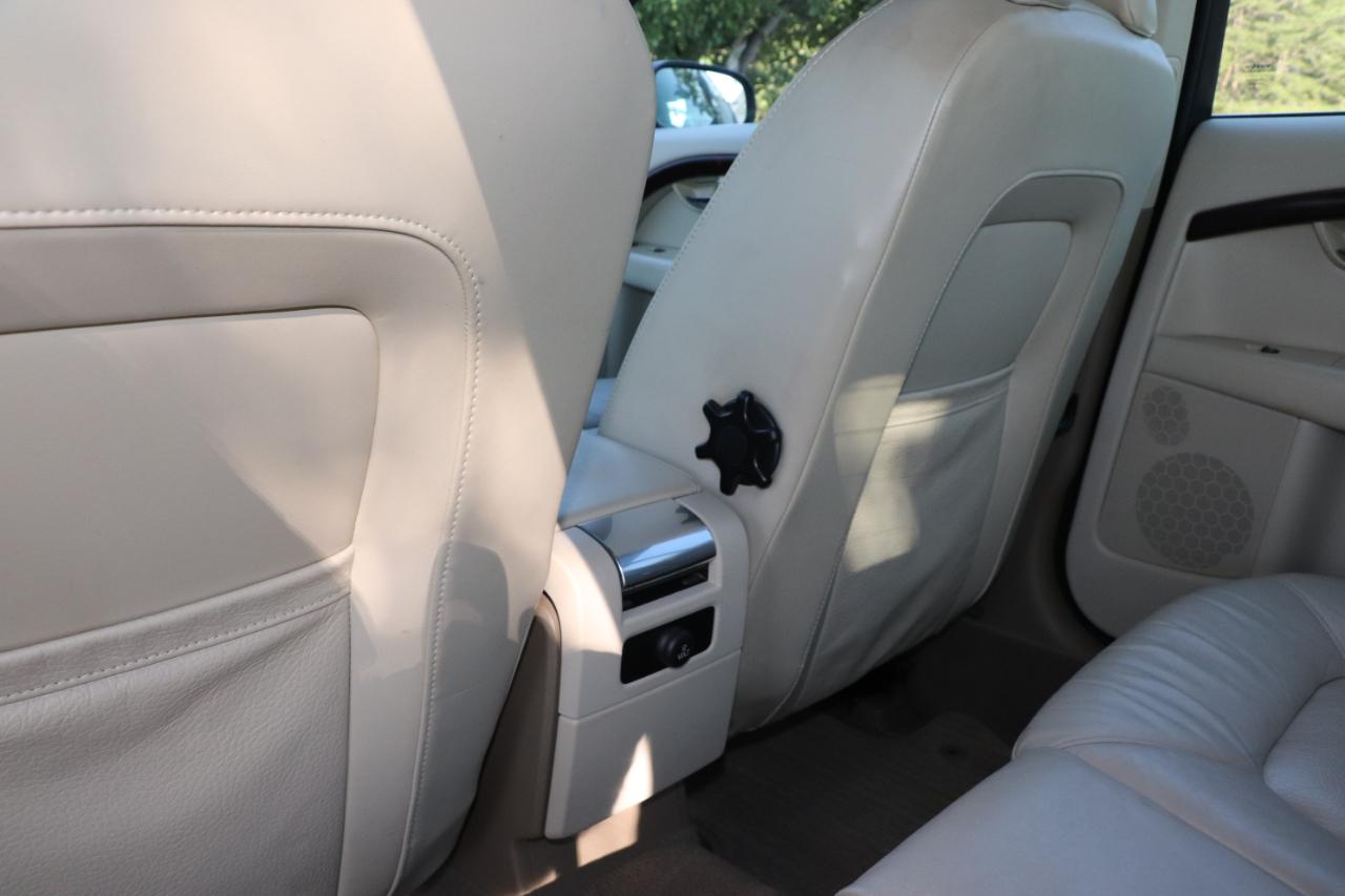 Volvo S80 4dr Sdn 3.2L w/Moonroof 2007