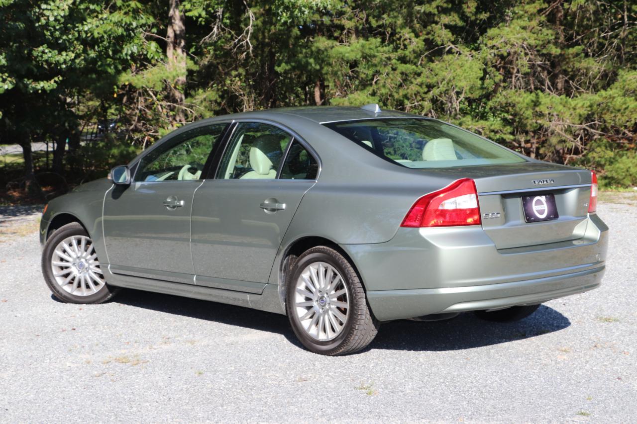 Volvo S80 4dr Sdn 3.2L w/Moonroof 2007