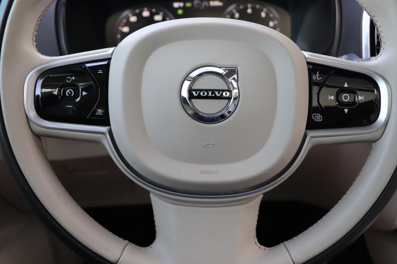 Volvo XC90 T6 AWD 7-Passenger Momentum 2018