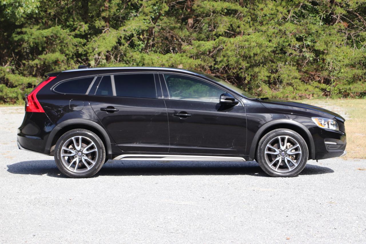 Volvo V60 Cross Country  2018
