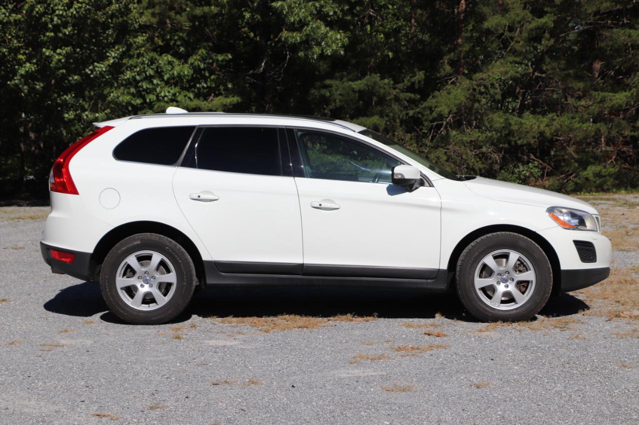 Volvo XC60 4dr 3.2L 2012