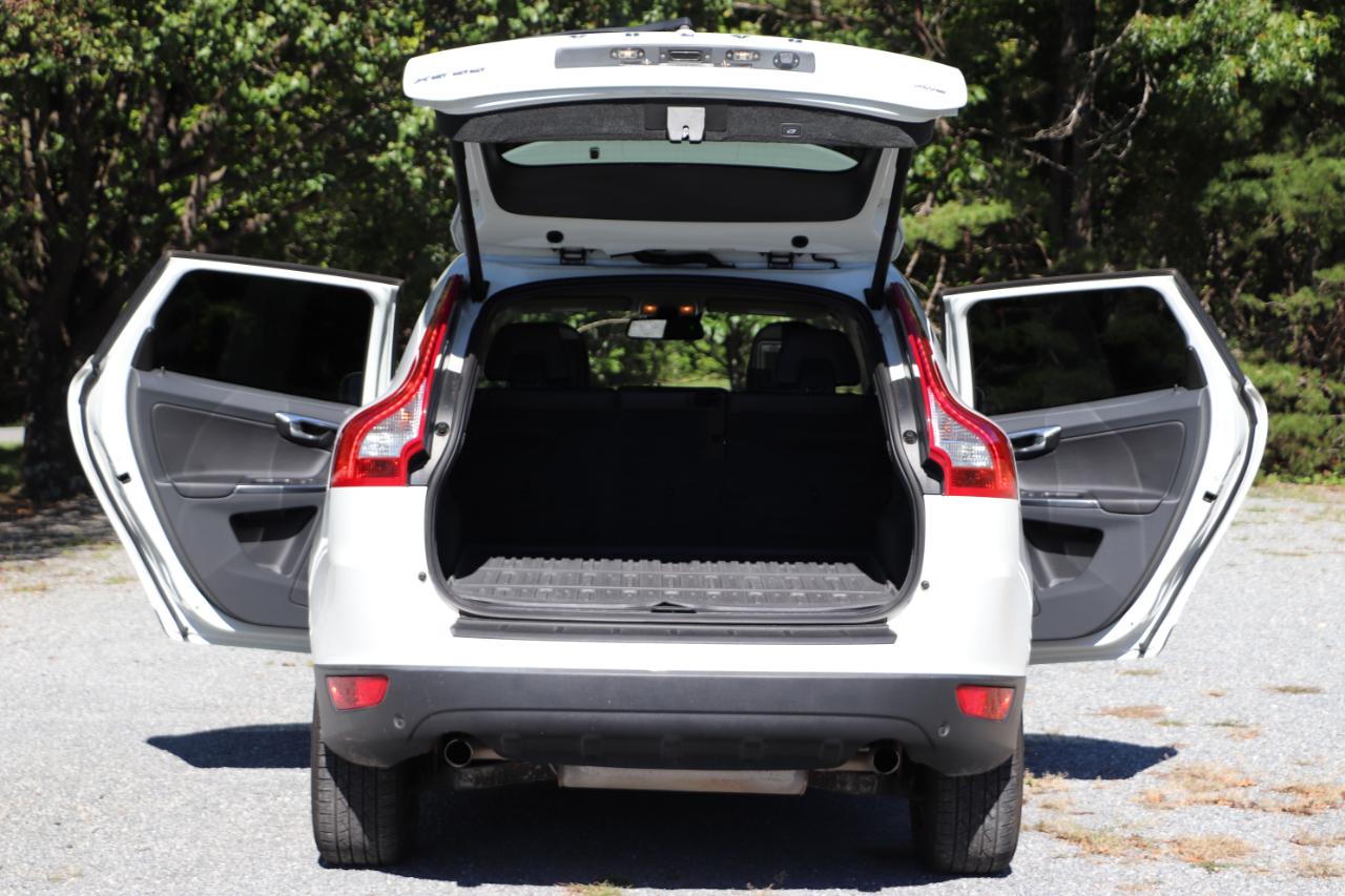 Volvo XC60 4dr 3.2L 2012