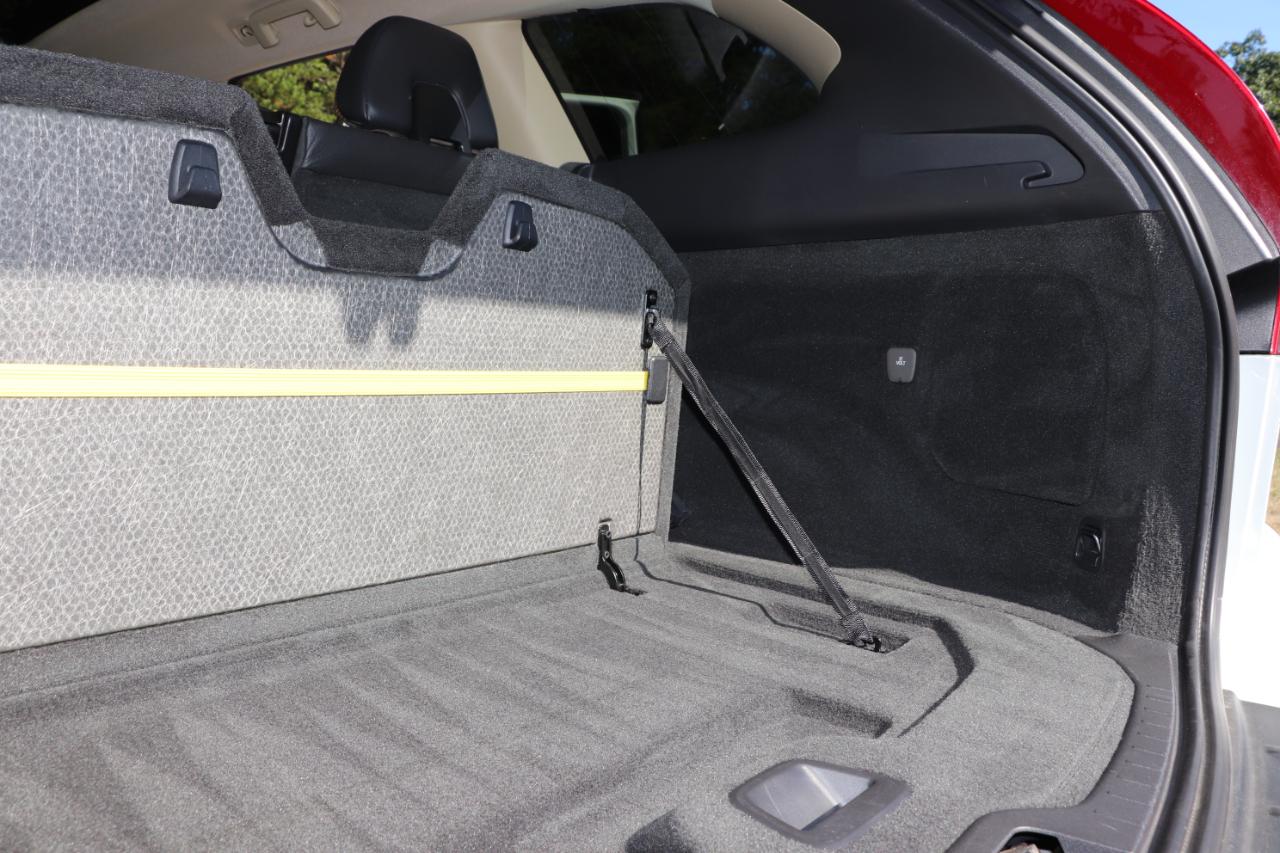 Volvo XC60 4dr 3.2L 2012