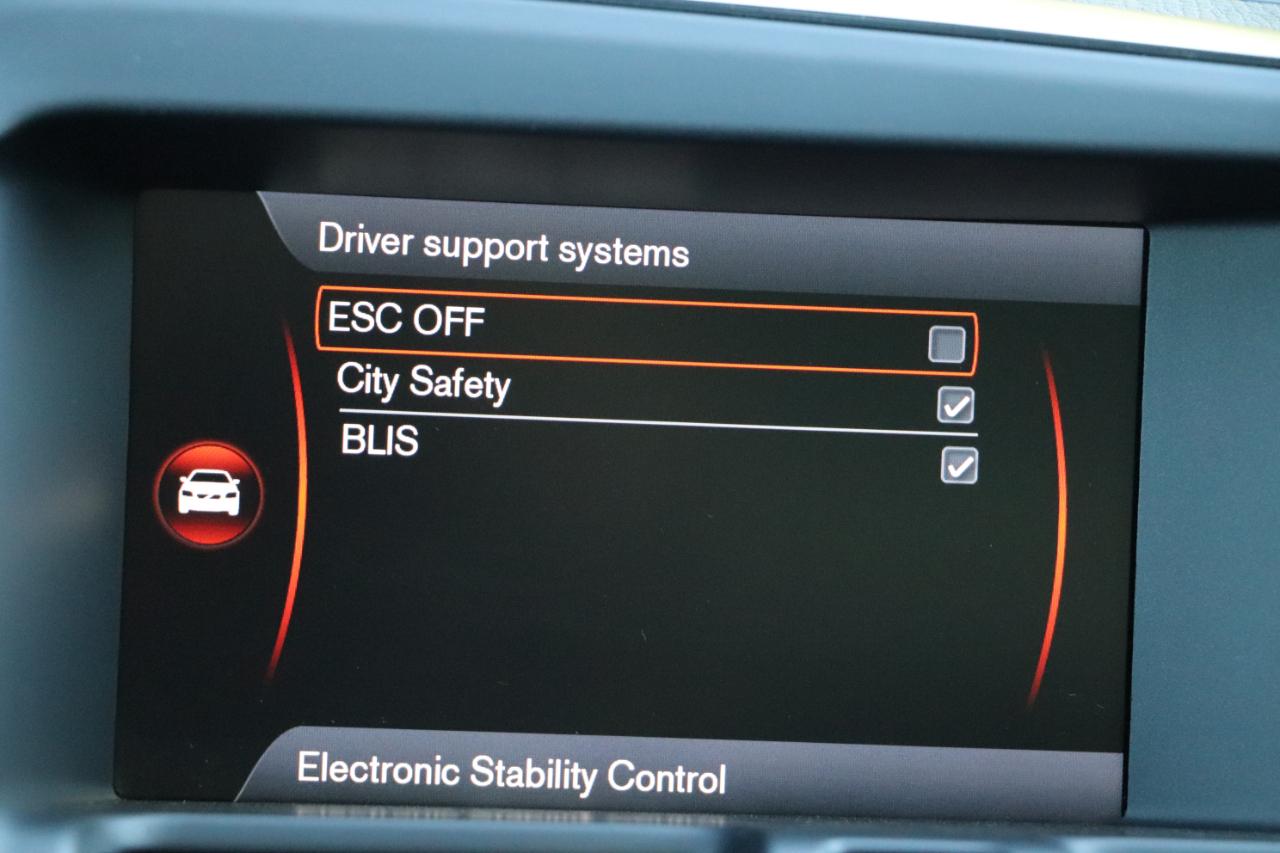 Volvo XC60 4dr 3.2L 2012