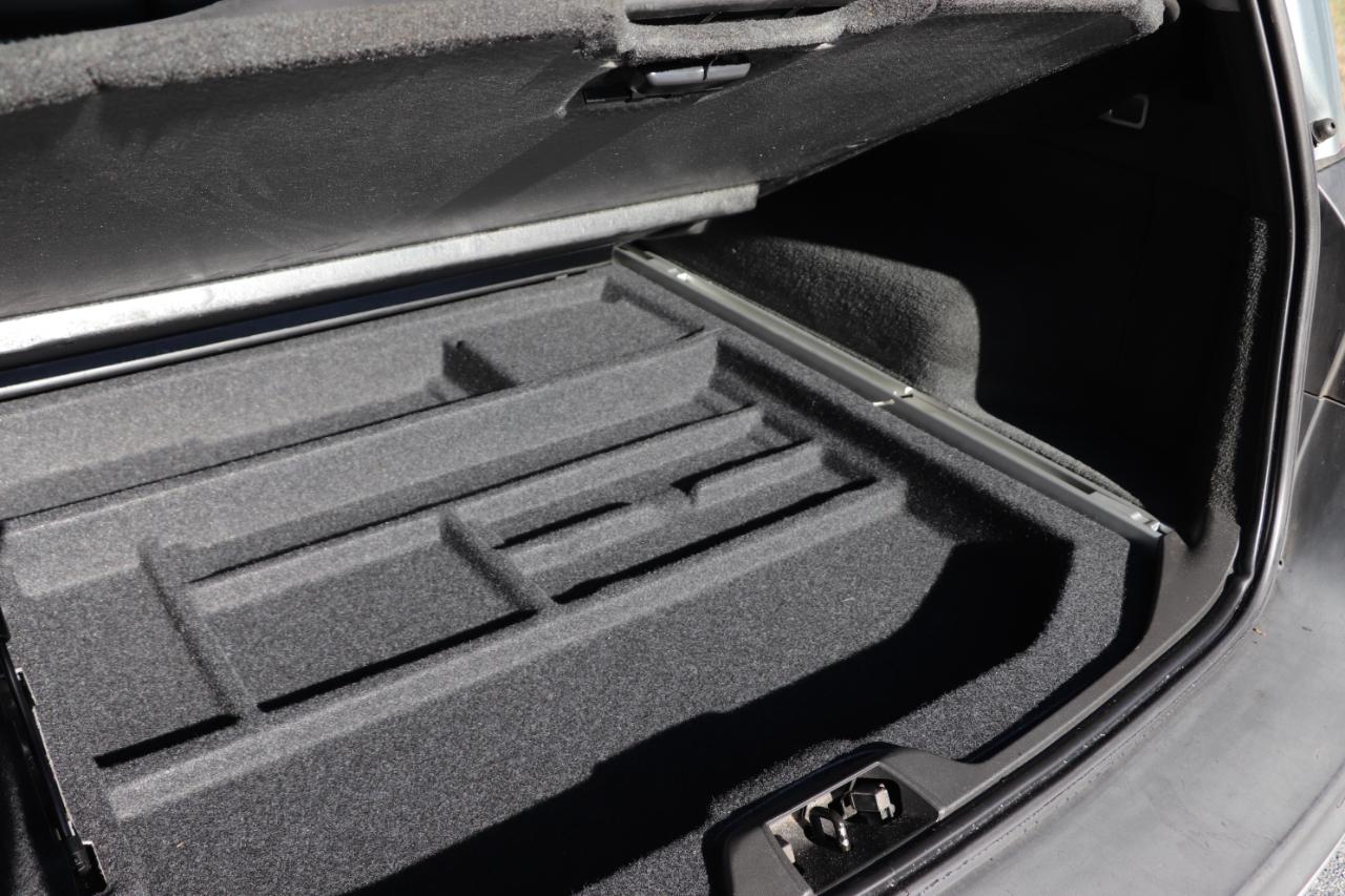 Volvo XC70  2012