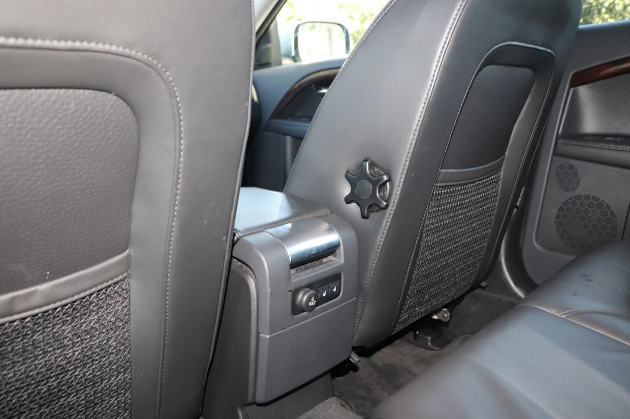 Volvo XC70  2012