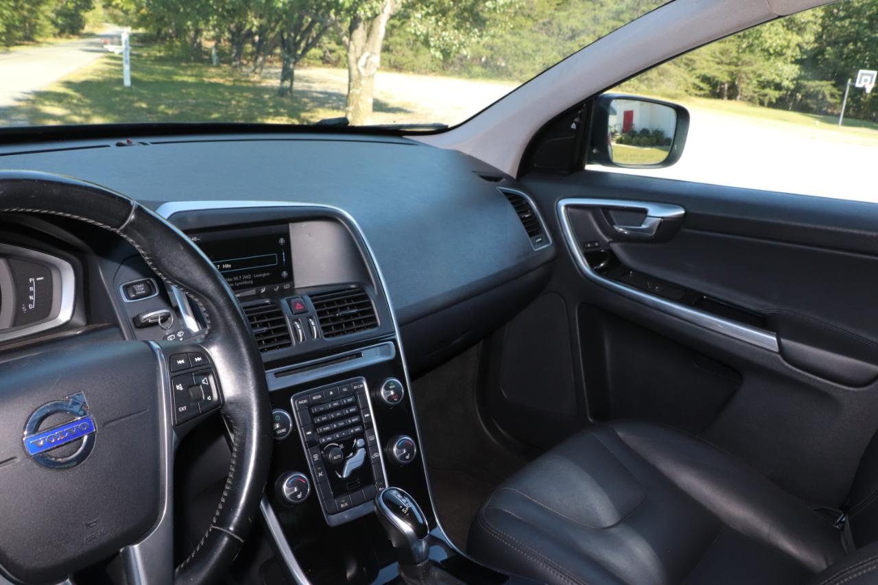 Volvo XC60 AWD 4dr T6 2015
