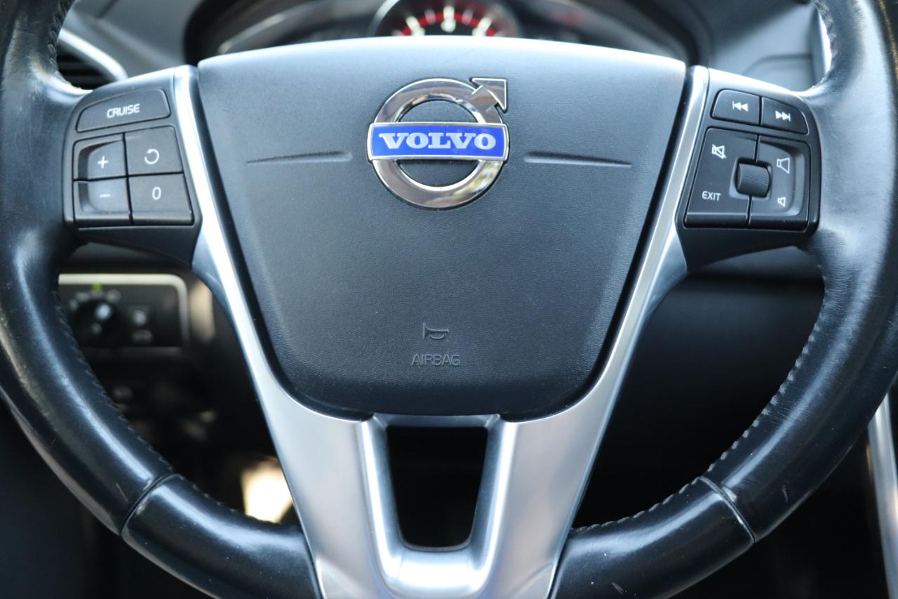 Volvo XC60 AWD 4dr T6 2015