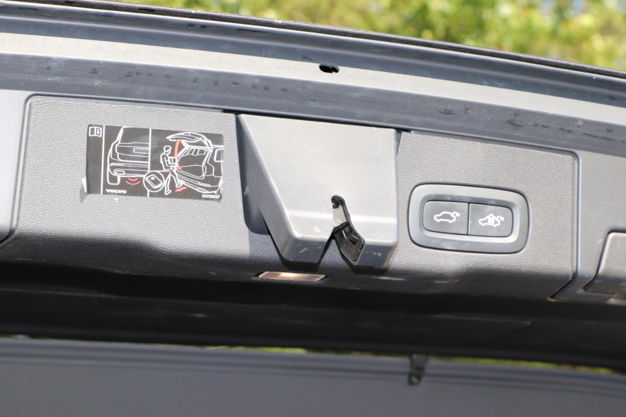 Volvo XC60 T8 eAWD Plug-In Hybrid Inscription 2020