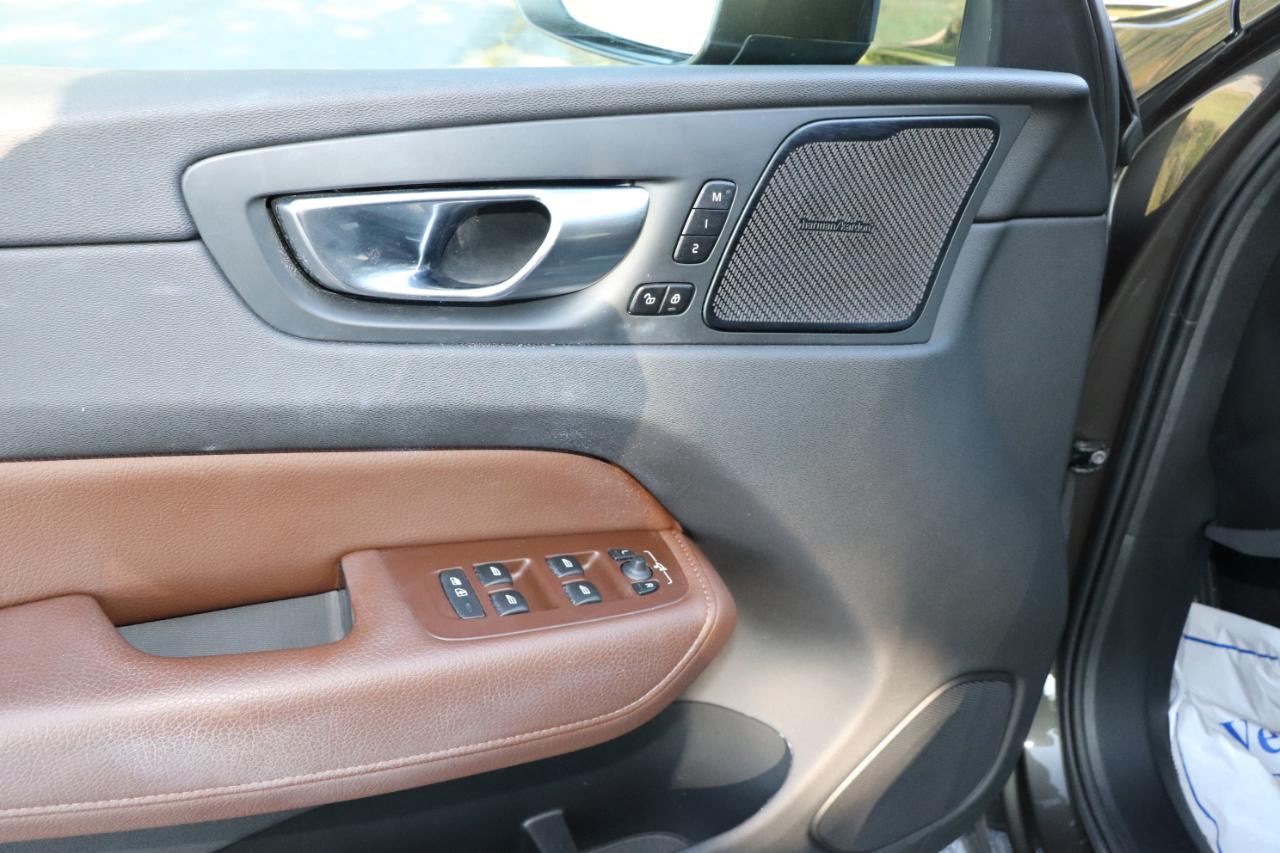 Volvo XC60 T8 eAWD Plug-In Hybrid Inscription 2020