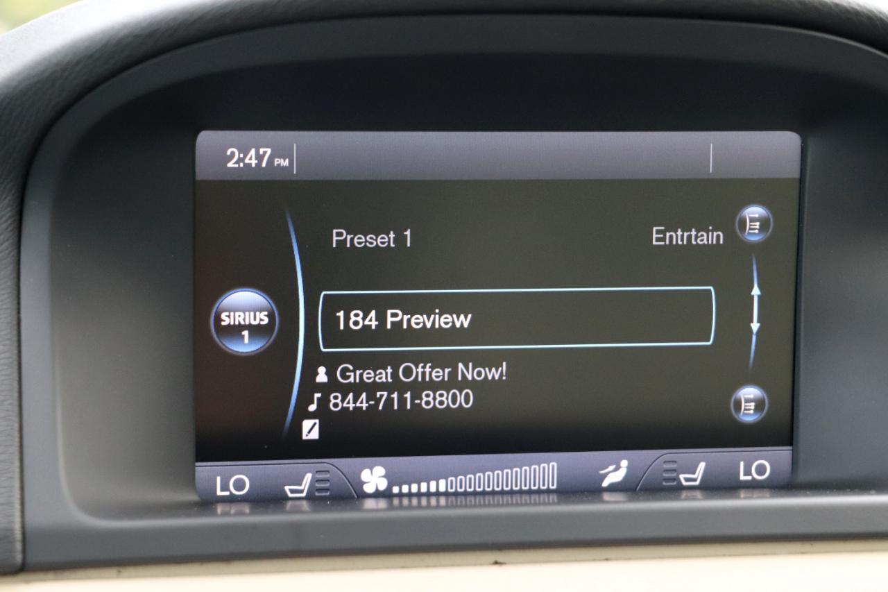 Volvo XC70 AWD 4dr Wgn 3.2L Premier Plus 2014