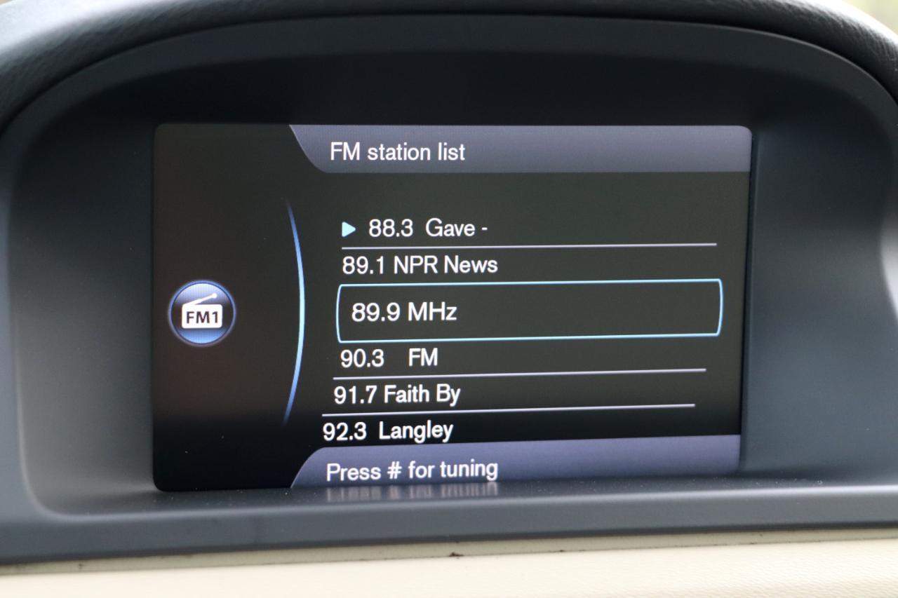 Volvo XC70 AWD 4dr Wgn 3.2L Premier Plus 2014