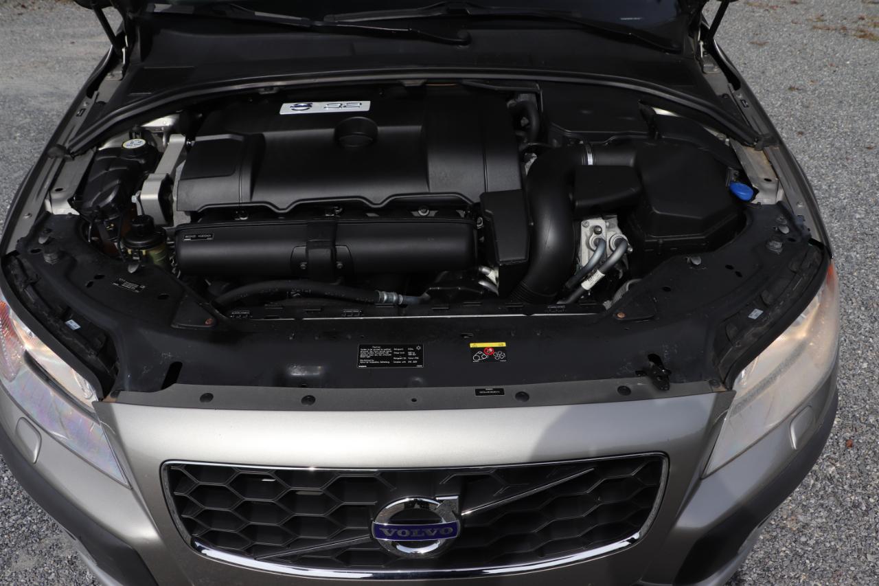 Volvo XC70 AWD 4dr Wgn 3.2L Premier Plus 2014
