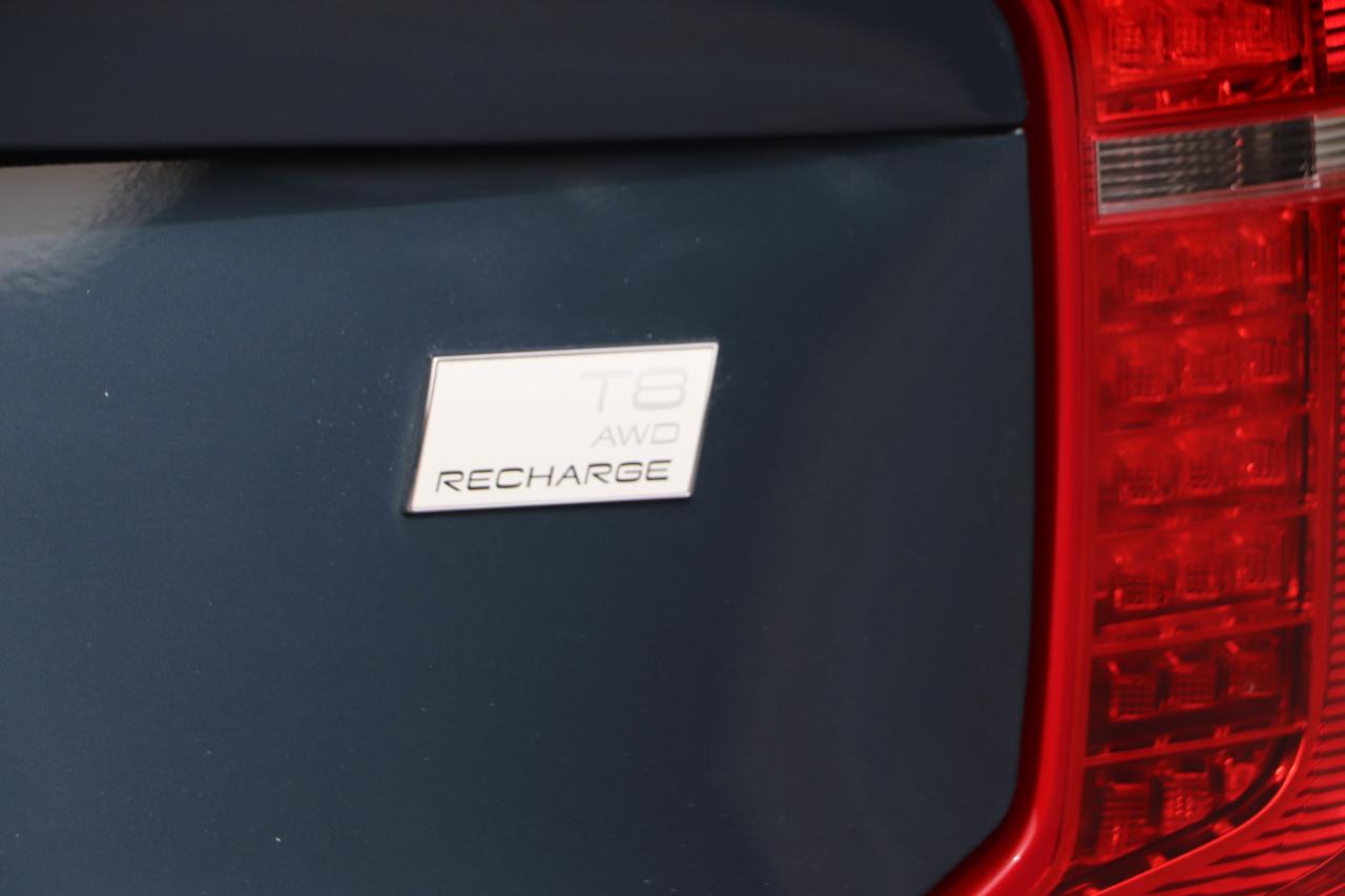 Volvo XC90 Recharge Plug-In Hybrid T8 eAWD PHEV Ultimate Bright Theme 7P 2024