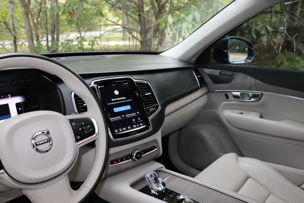 Volvo XC90 Recharge Plug-In Hybrid T8 eAWD PHEV Ultimate Bright Theme 7P 2024