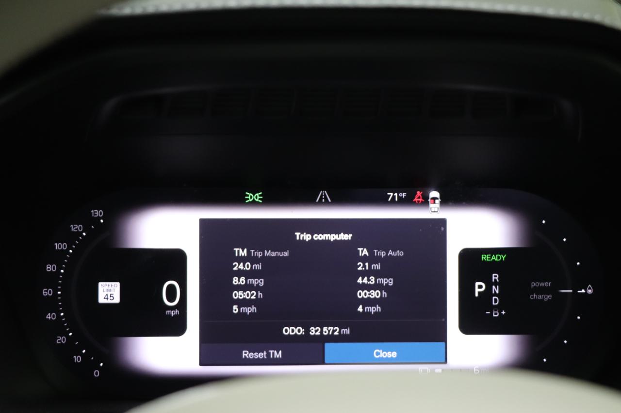 Volvo XC90 Recharge Plug-In Hybrid T8 eAWD PHEV Ultimate Bright Theme 7P 2024
