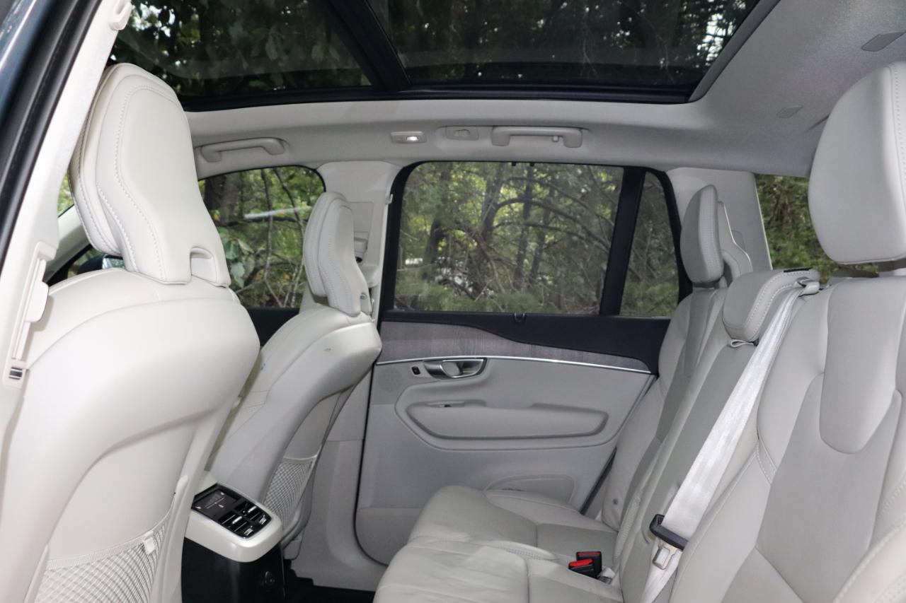 Volvo XC90 Recharge Plug-In Hybrid T8 eAWD PHEV Ultimate Bright Theme 7P 2024