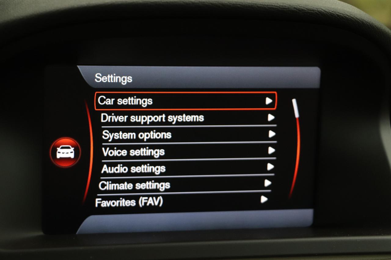 Volvo S80 4dr Sdn 3.2L 2012