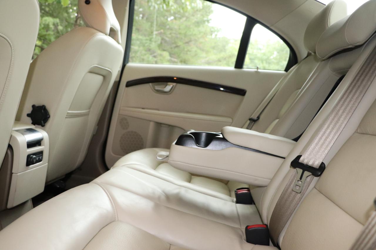 Volvo S80 4dr Sdn 3.2L 2012