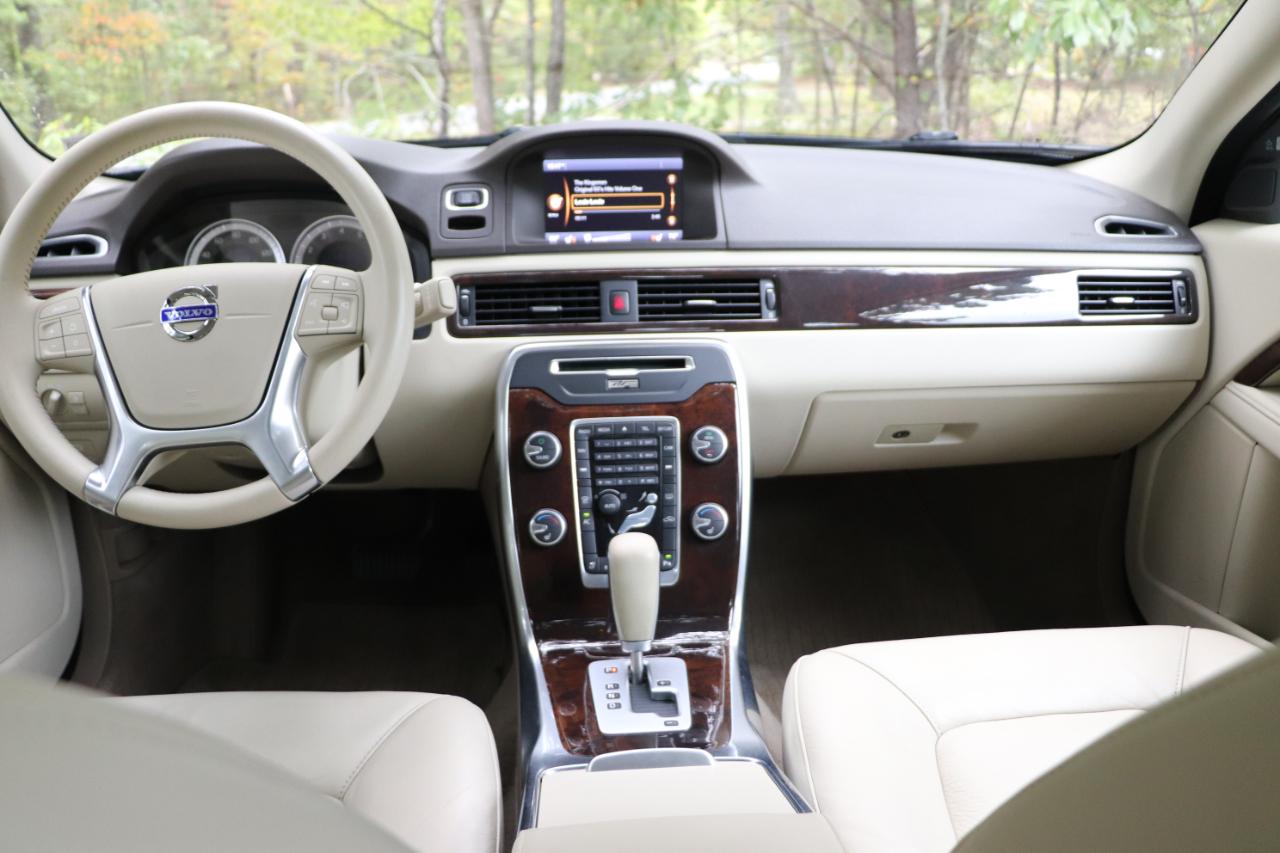 Volvo S80 4dr Sdn 3.2L 2012