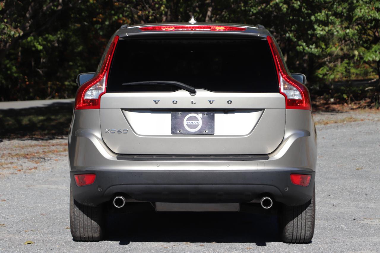 Volvo XC60 4dr 3.2L Platinum 2013