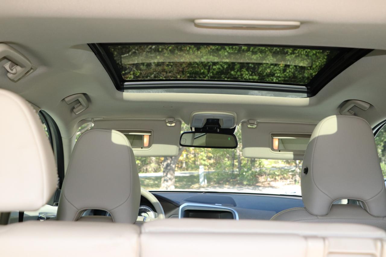 Volvo XC60 4dr 3.2L Platinum 2013