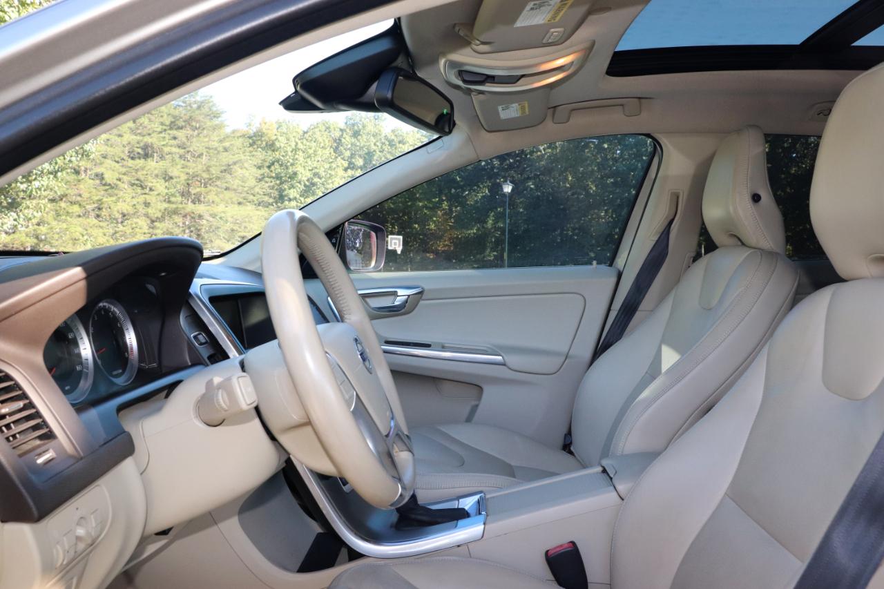Volvo XC60 4dr 3.2L Platinum 2013