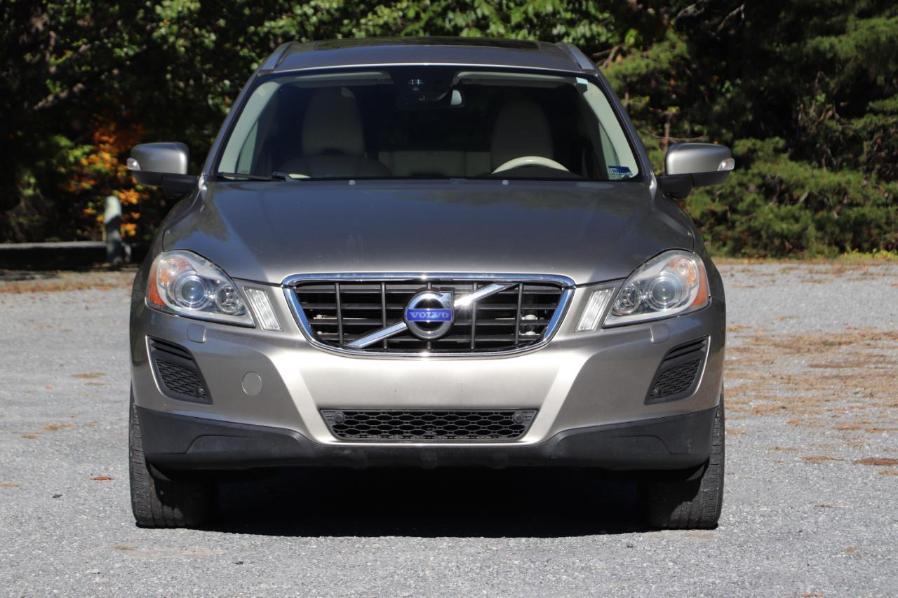 Volvo XC60 4dr 3.2L Platinum 2013