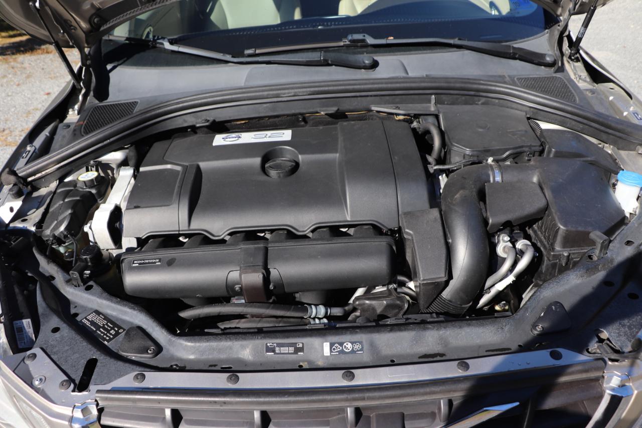 Volvo XC60 4dr 3.2L Platinum 2013