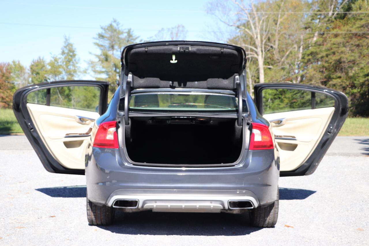 Volvo S60 4dr Sdn T5 Drive-E Premier Plus FWD 2015