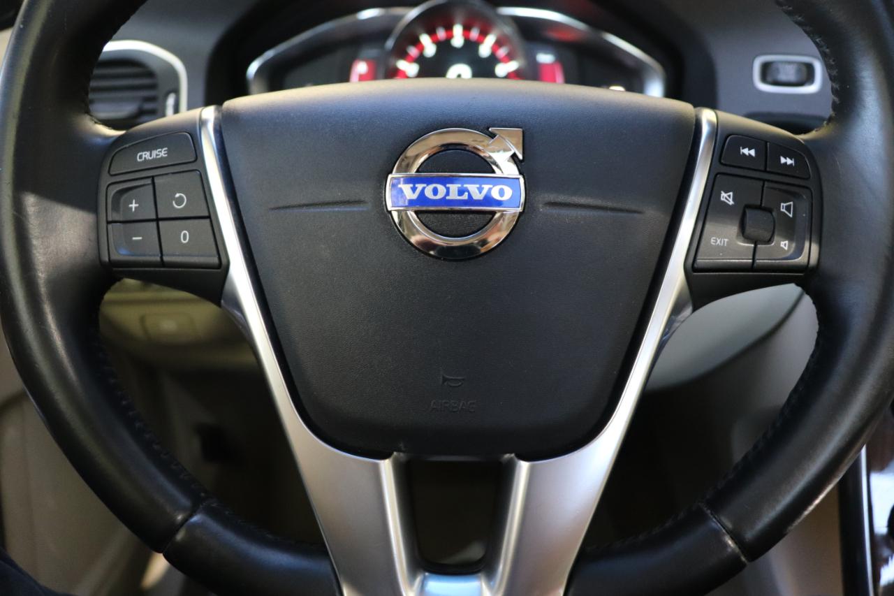 Volvo S60 4dr Sdn T5 Drive-E Premier Plus FWD 2015