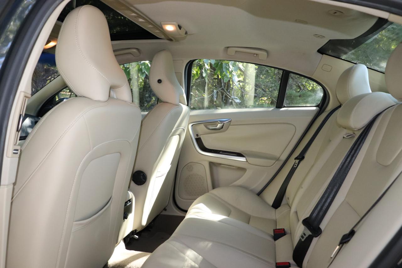 Volvo S60 4dr Sdn T5 Drive-E Premier Plus FWD 2015