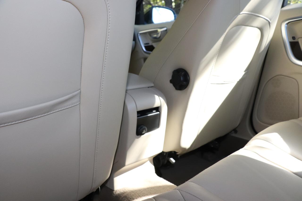 Volvo S60 4dr Sdn T5 Drive-E Premier Plus FWD 2015