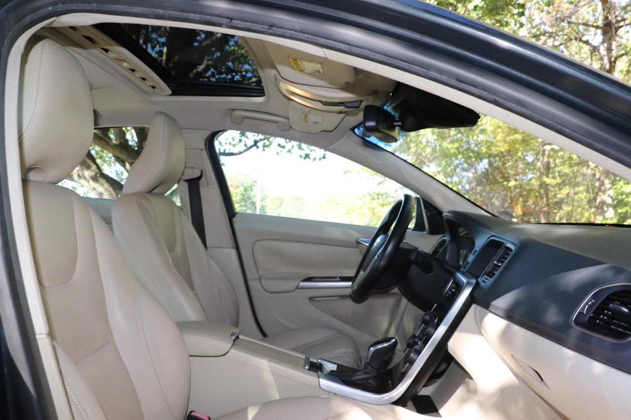 Volvo S60 4dr Sdn T5 Drive-E Premier Plus FWD 2015