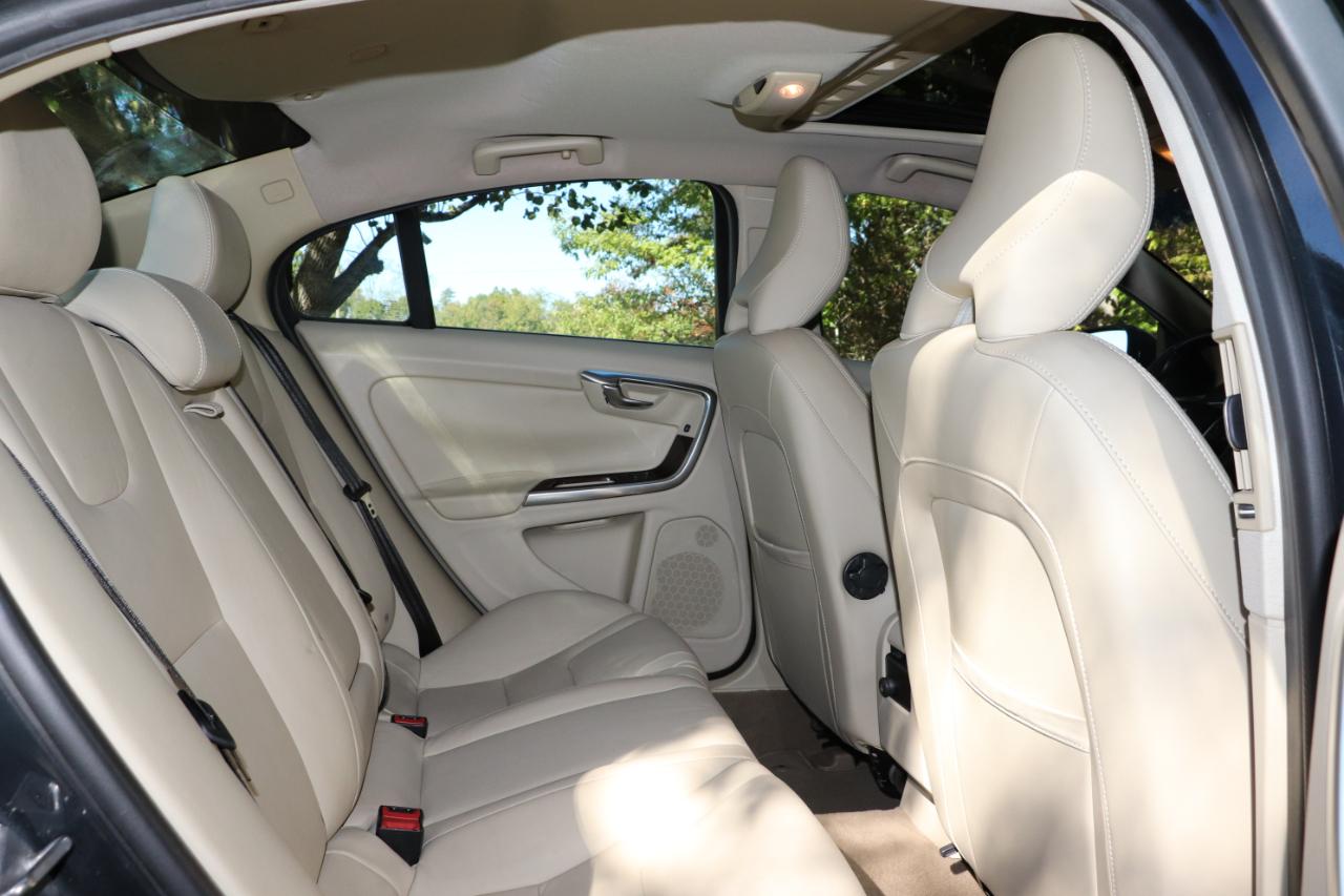 Volvo S60 4dr Sdn T5 Drive-E Premier Plus FWD 2015